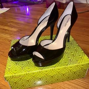 Black heels (Stilettos)